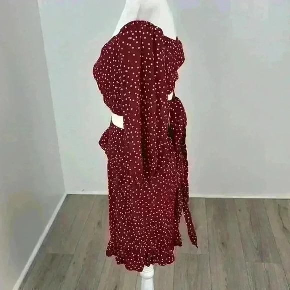 SHEIN Maroon Polka Dot Set Size M - Picture 3 of 12